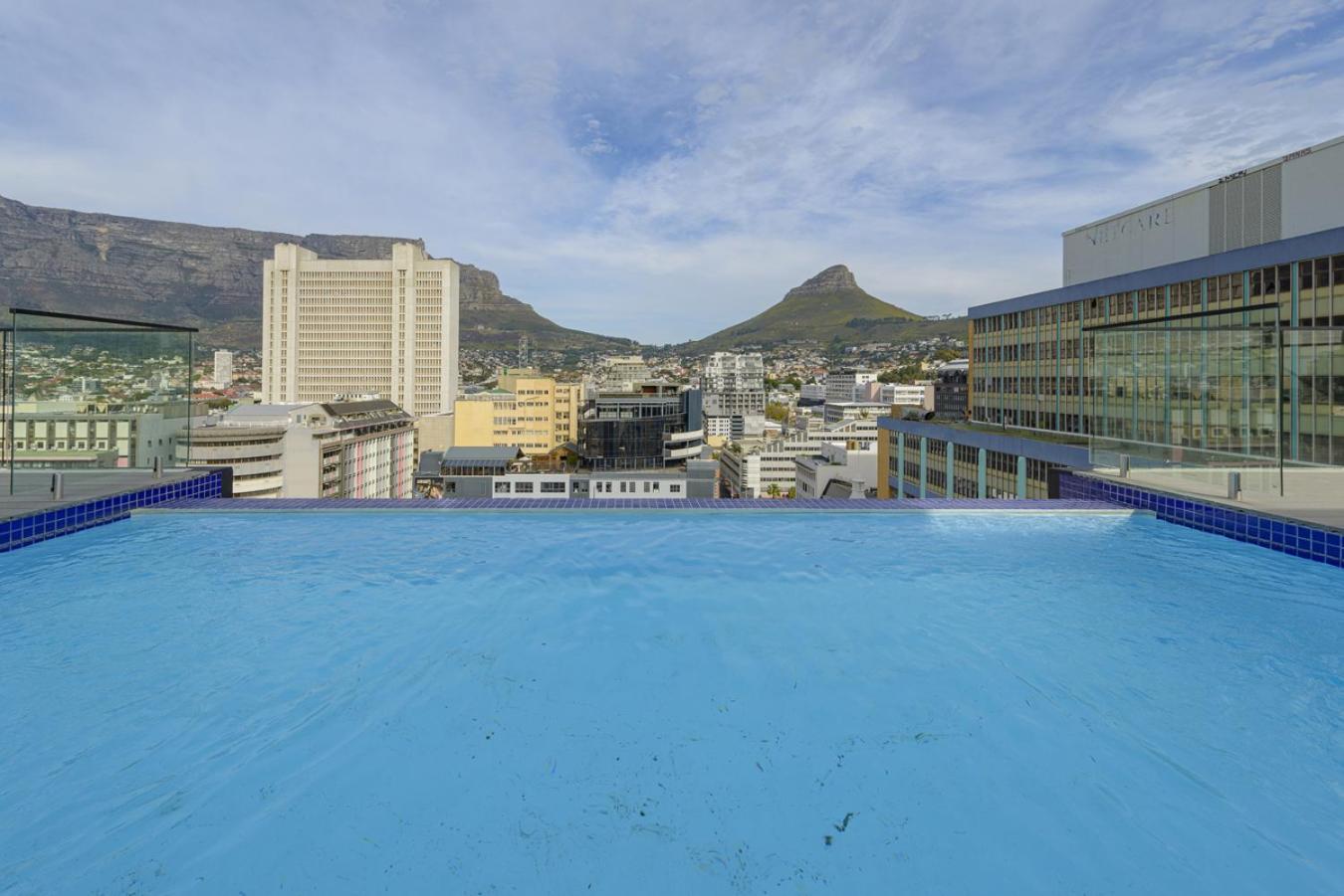 Urban Comfort At 1 Bed In City Centre With Pool Ciudad del Cabo Exterior foto